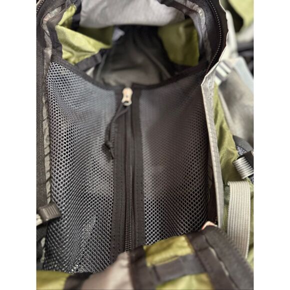 Gregory Reality Hiking/Camping Backpack  Lichen Gorpcore Camping main image 4